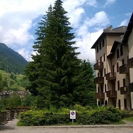 蓬泰迪莱尼奥Tettuccio Montesole公寓式酒店 外观 照片